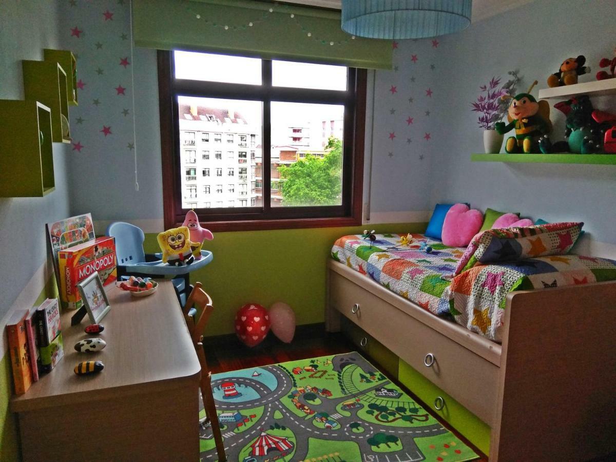 Apartamento Plaza Perillana Ponteareas Exterior foto